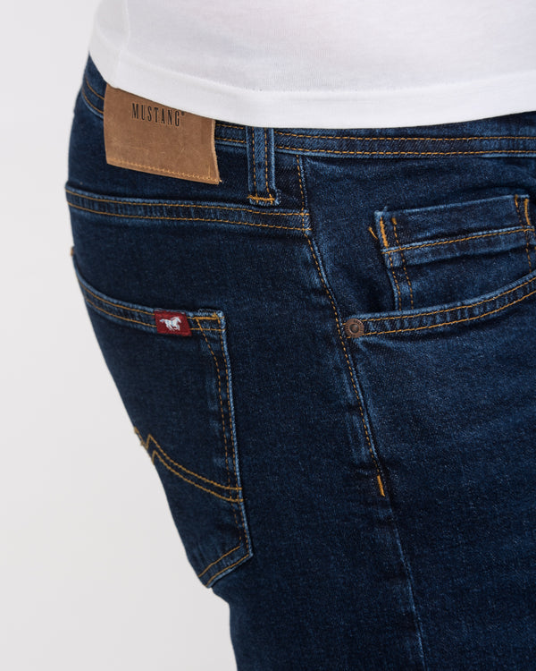 Mustang Oregon Slim Fit Tall Jeans (dark denim)