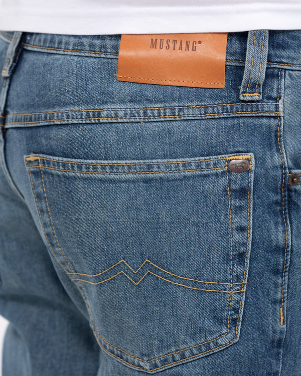 Mustang Tramper Straight Fit Tall Jeans (mid blue)