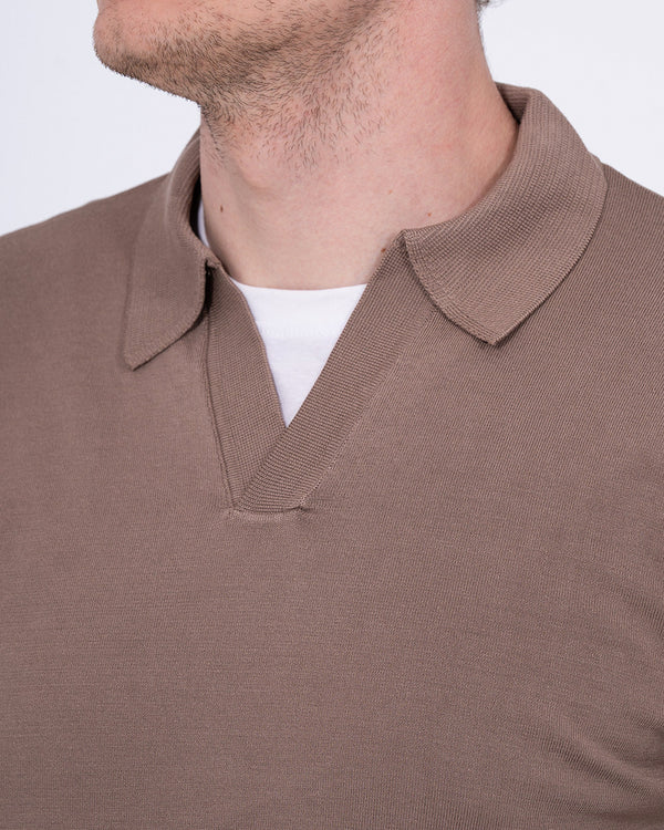 2t Penn Tall Open Collar Jumper (taupe)