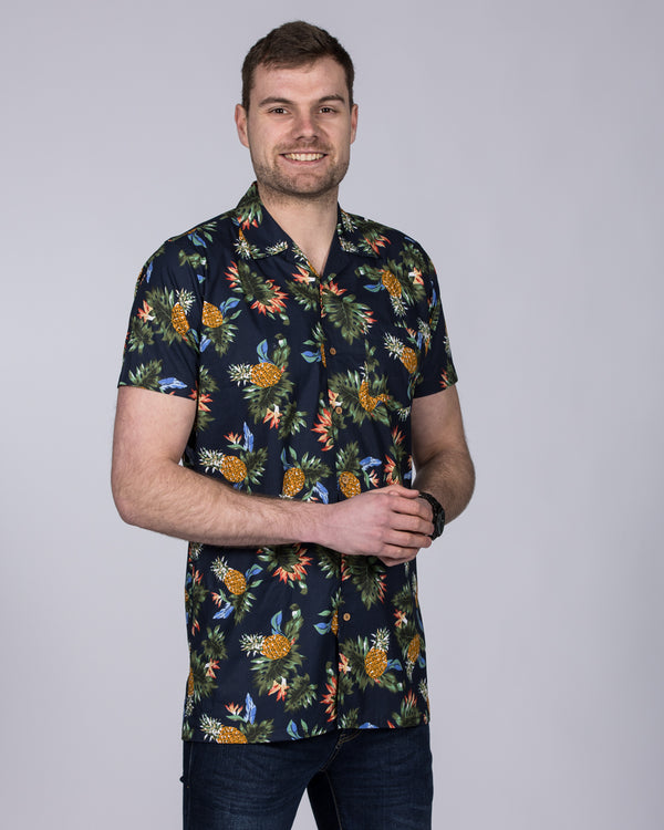 2t Short Sleeve Tall Revere Shirt (pineapple print)