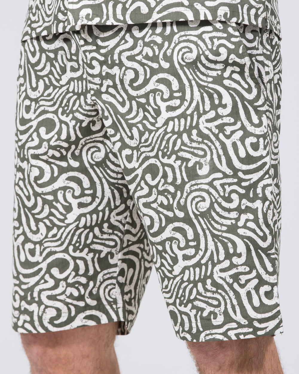 2t Tall Abstract Cotton Shorts (light olive)